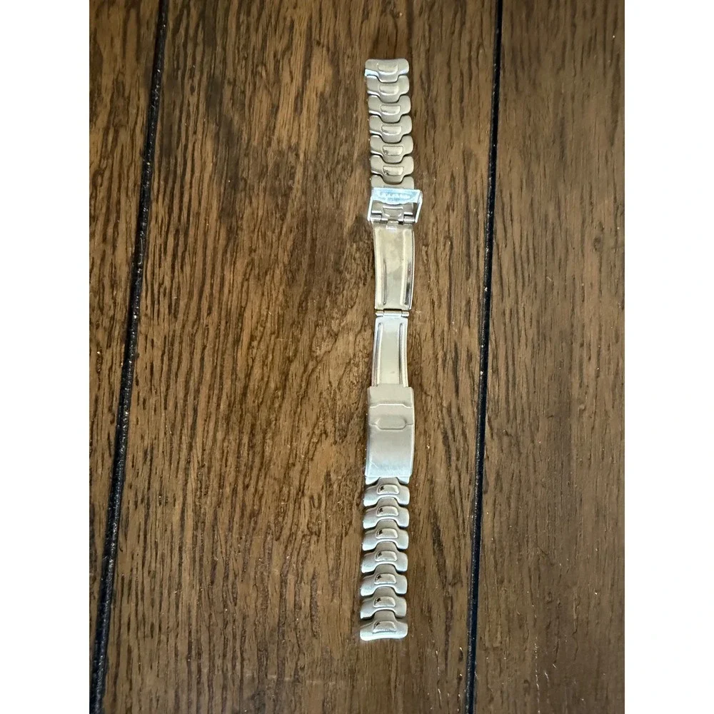 Citizen watch band